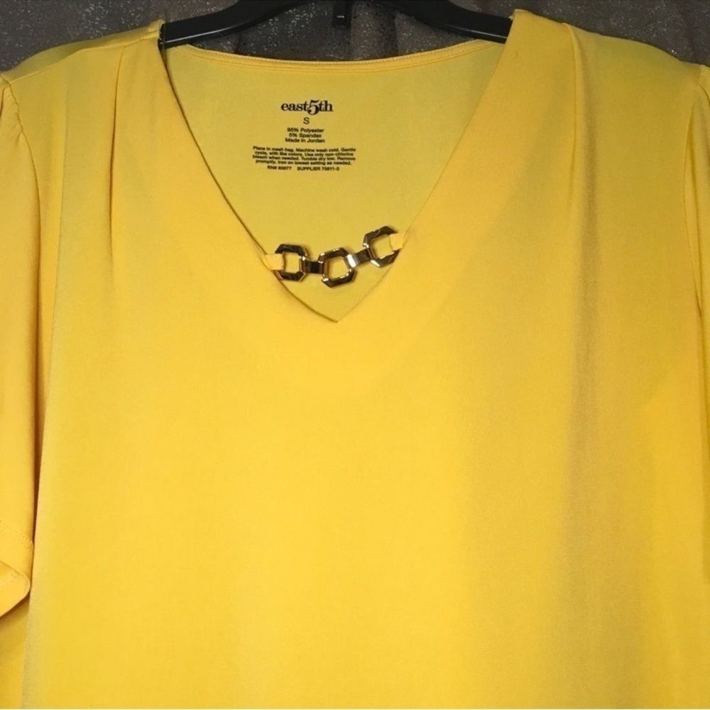 East 5th Yellow Short Sleeve Top - Picture 3 of 8
